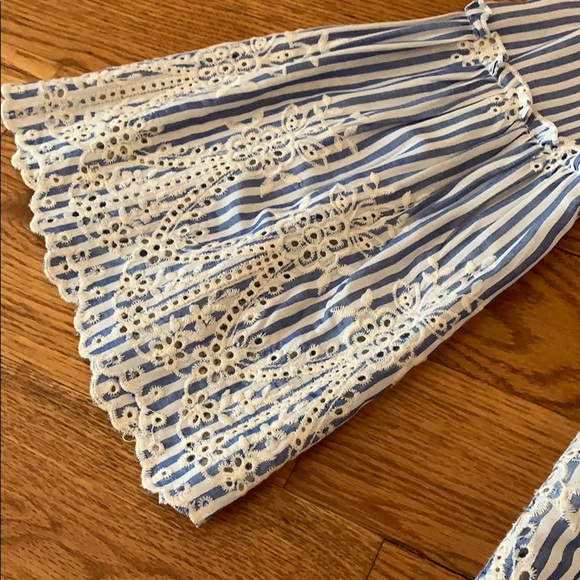 Karen Kane Embroidered and Ruffle Top NWT Size XS - Picture 3 of 7